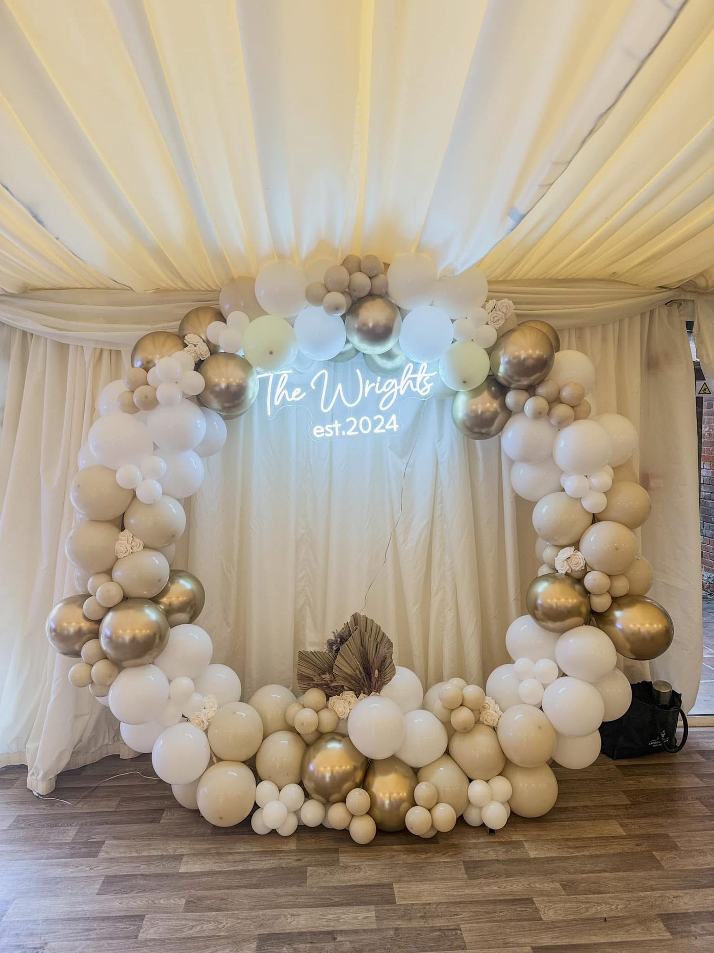 Balloon Hoop – A Stunning Statement Piece for Any Occasion! 🎈✨